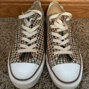Converse low top size 8 color cream with plaid green orange and brown